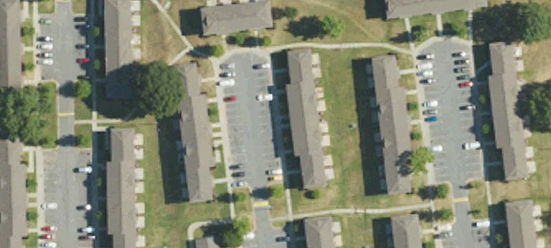 2137 University Dr