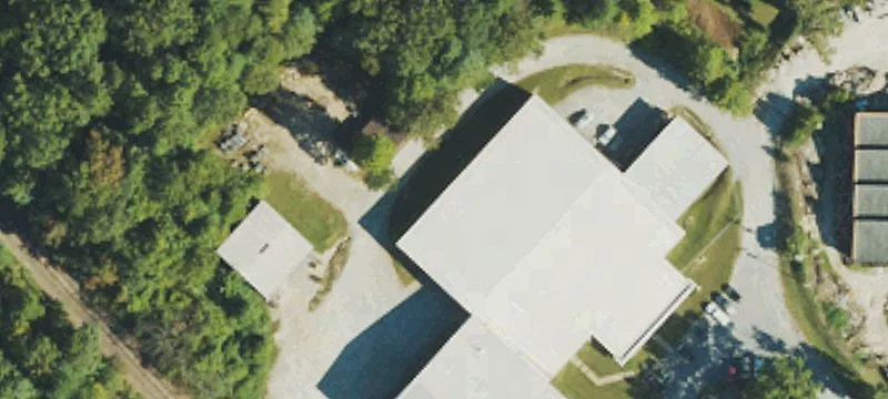 305 King St