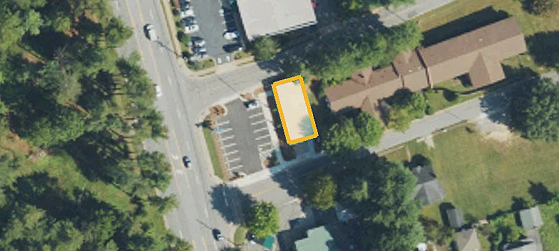 700 Hendersonville Rd