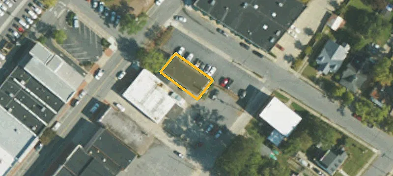 3697 Main St