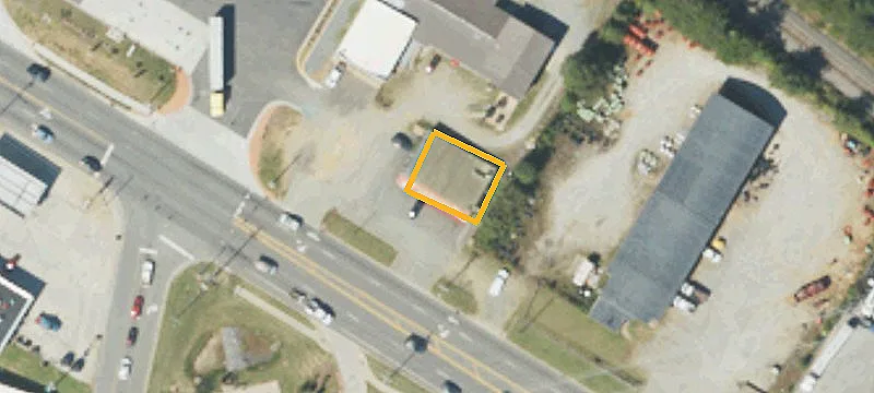1525 Salisbury Rd