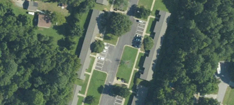 207 Evergreen Ln, Unit 221