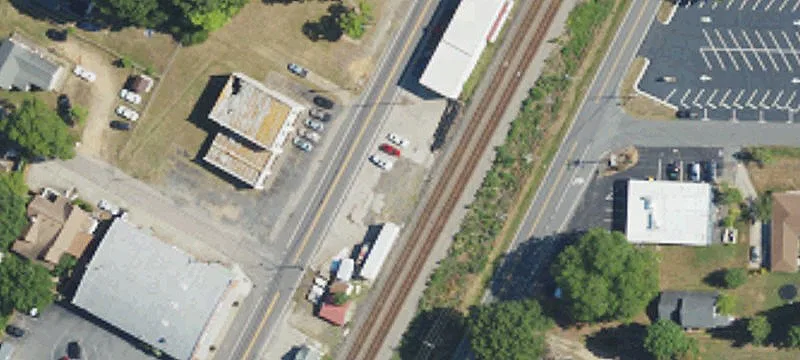 1204 Main St