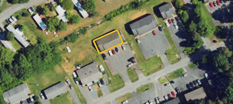 1963 Lakeview Rd
