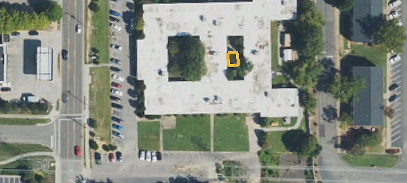 411 Lasalle St