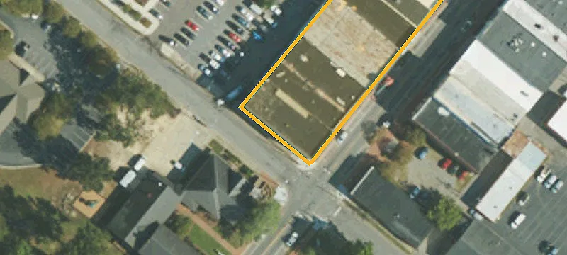 3766 Main St