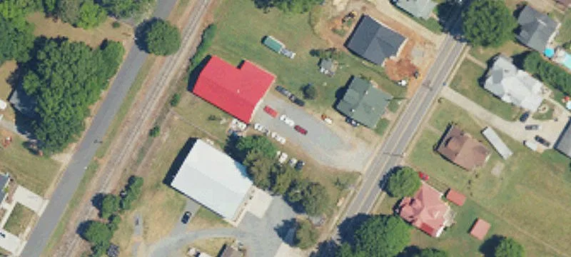 206 Main Ave