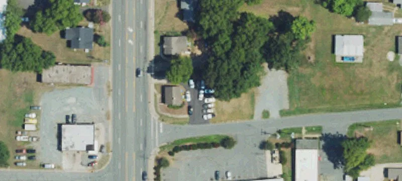 2114 Maple Ave
