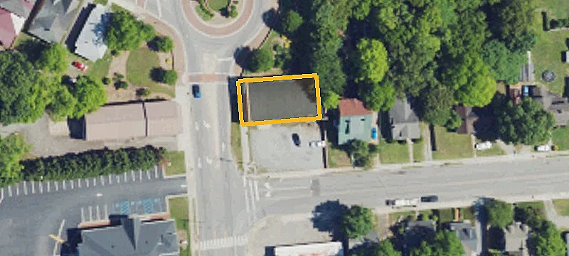 709 Scales St