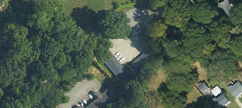 595 Betty St