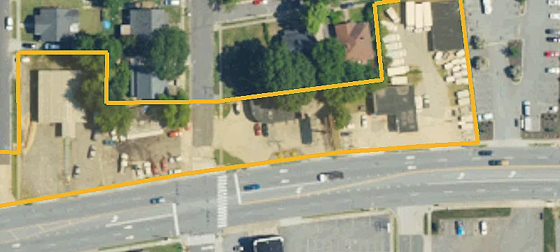 908 Franklin Blvd