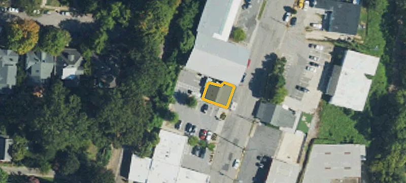 713  St