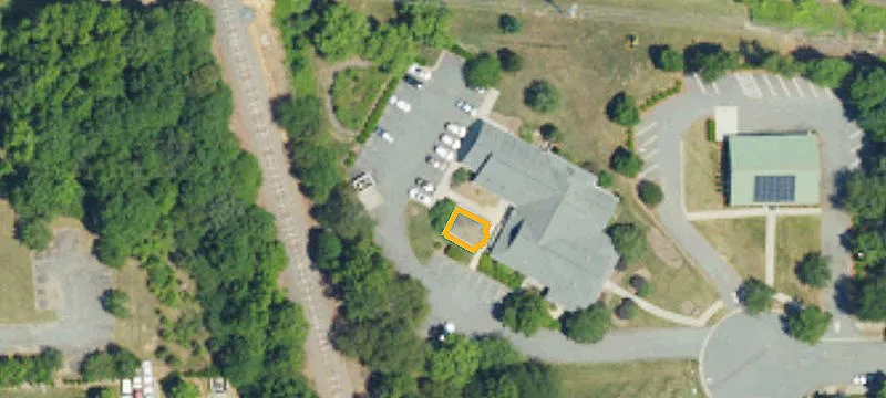 106 Parr Dr