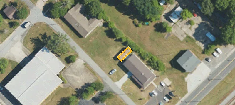 201 Main St