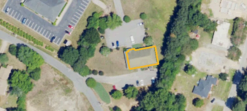 500 Redwood Ln