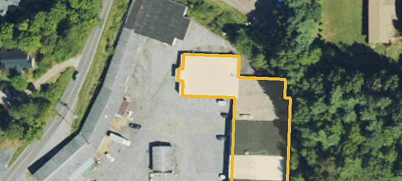 1243 Smokey Park Hwy