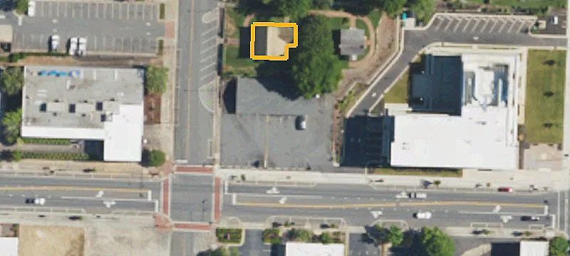 207 Main St