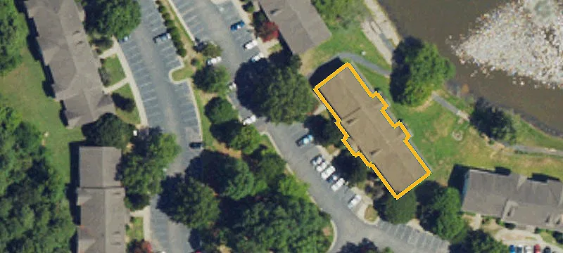 900 Horsetrail Way