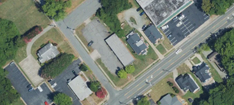 925 Main St