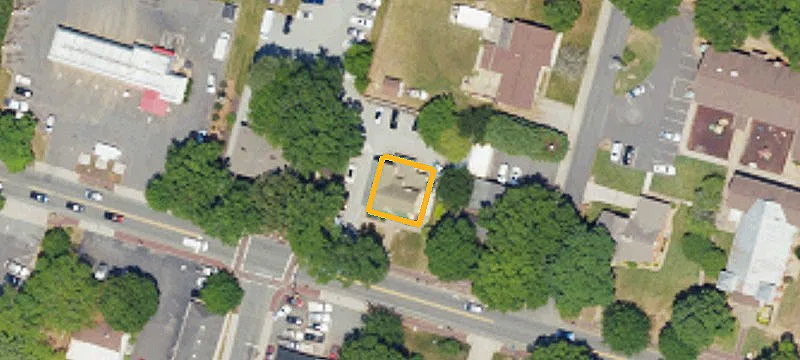 20909 Catawba Ave