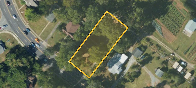 416 John St