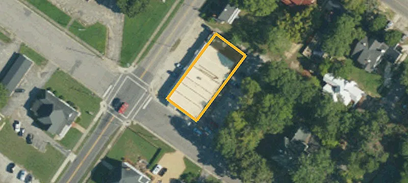 204 Ellis Ave