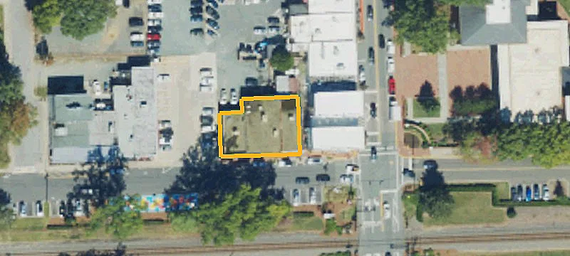 108 Lebanon Ave