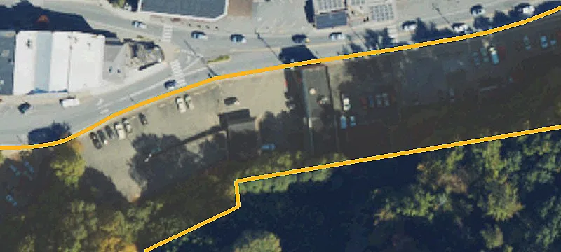 439 Main St