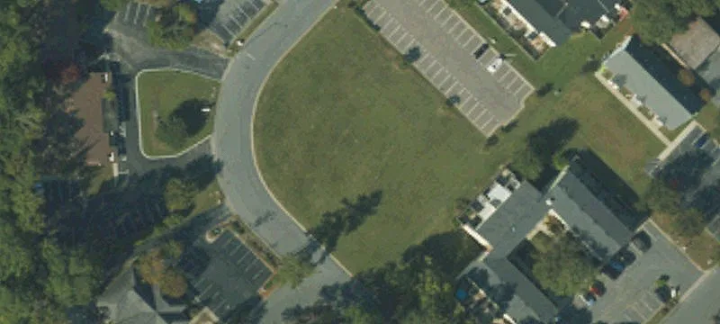 115 Oakmont Dr