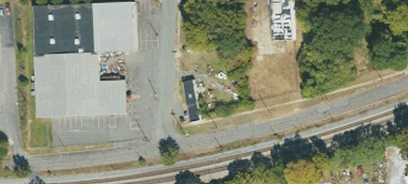 702 Airline Ave