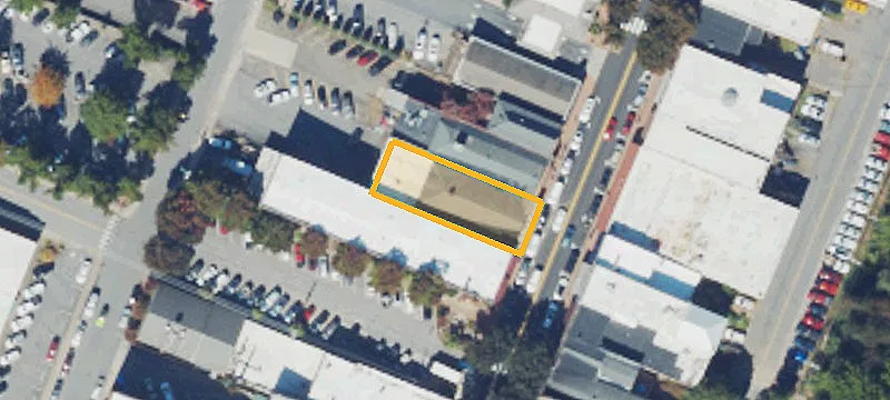 101 Main St