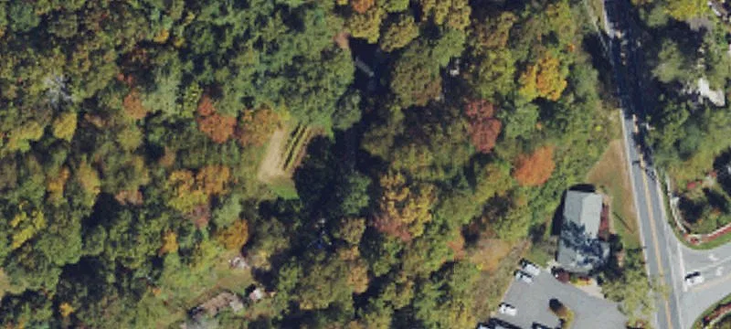 2392 Cashiers Rd