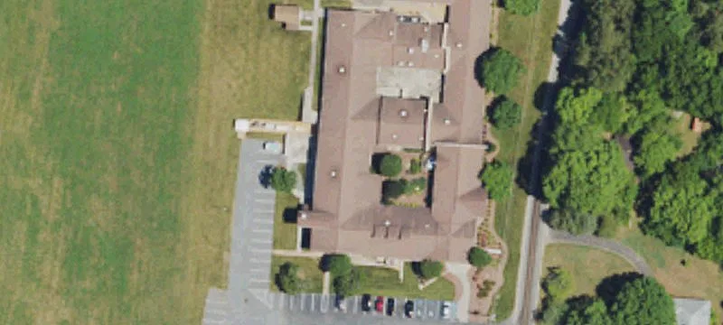 877 Everhart Rd