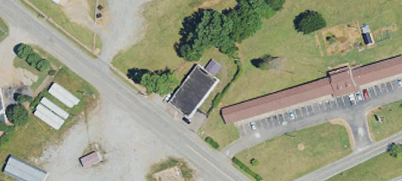 106 Fairground Rd