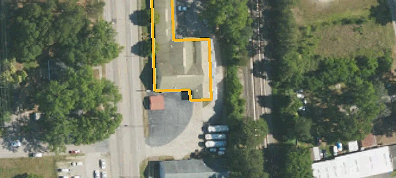615 Main St