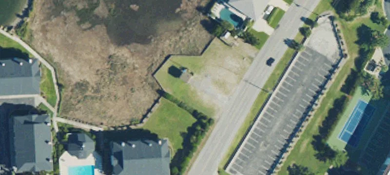 2399 Lumina N Ave