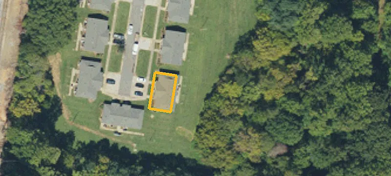 102 Raleigh Ave, Unit 104
