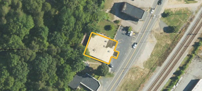 1114 Main St