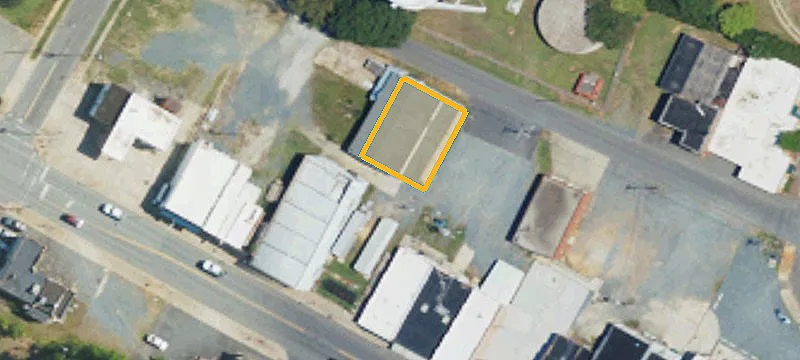 132 134th N Main St