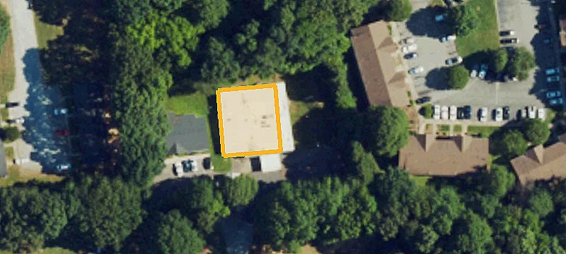135 White Dr