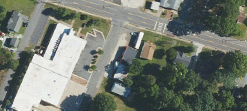 1624 Main St