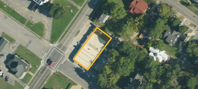 210 Ellis Ave