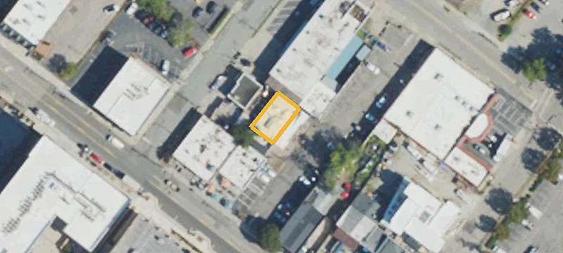 908 Main St