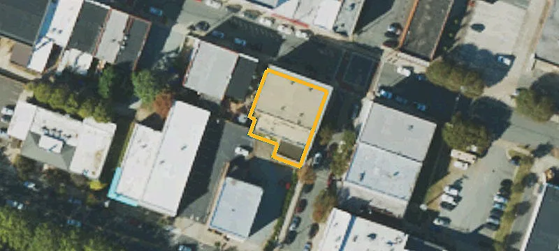 111 4th St