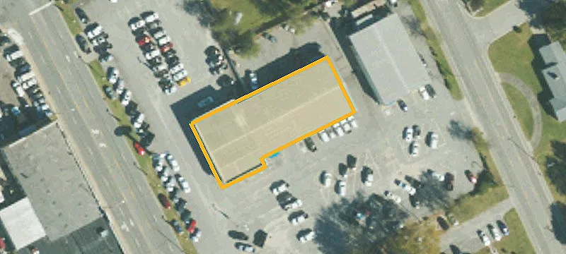 1901 Main St