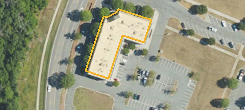 4351 Main St
