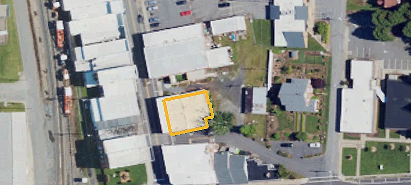 108 Henry St