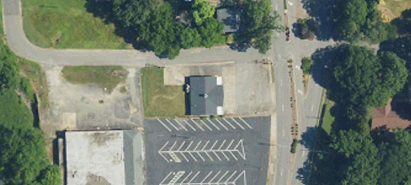 901 Chester St