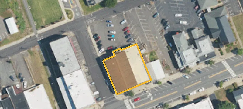 301 Main St
