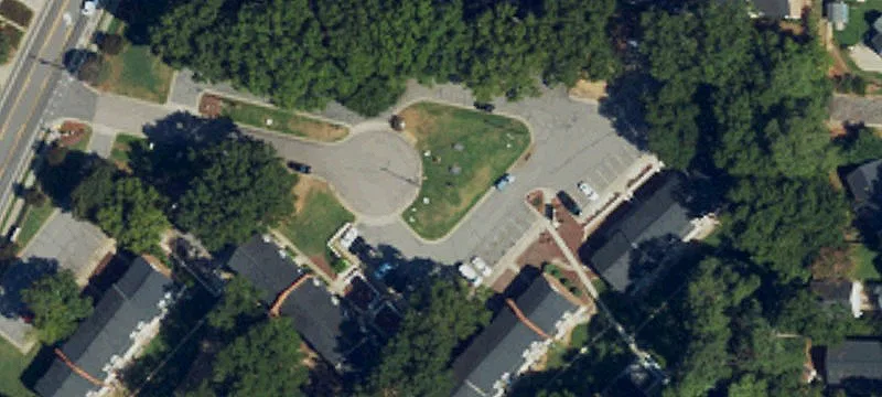 405 Clover Ln